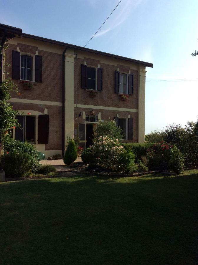 Via Bruno Rossi 23 Bed & Breakfast Ambrogio ภายนอก รูปภาพ